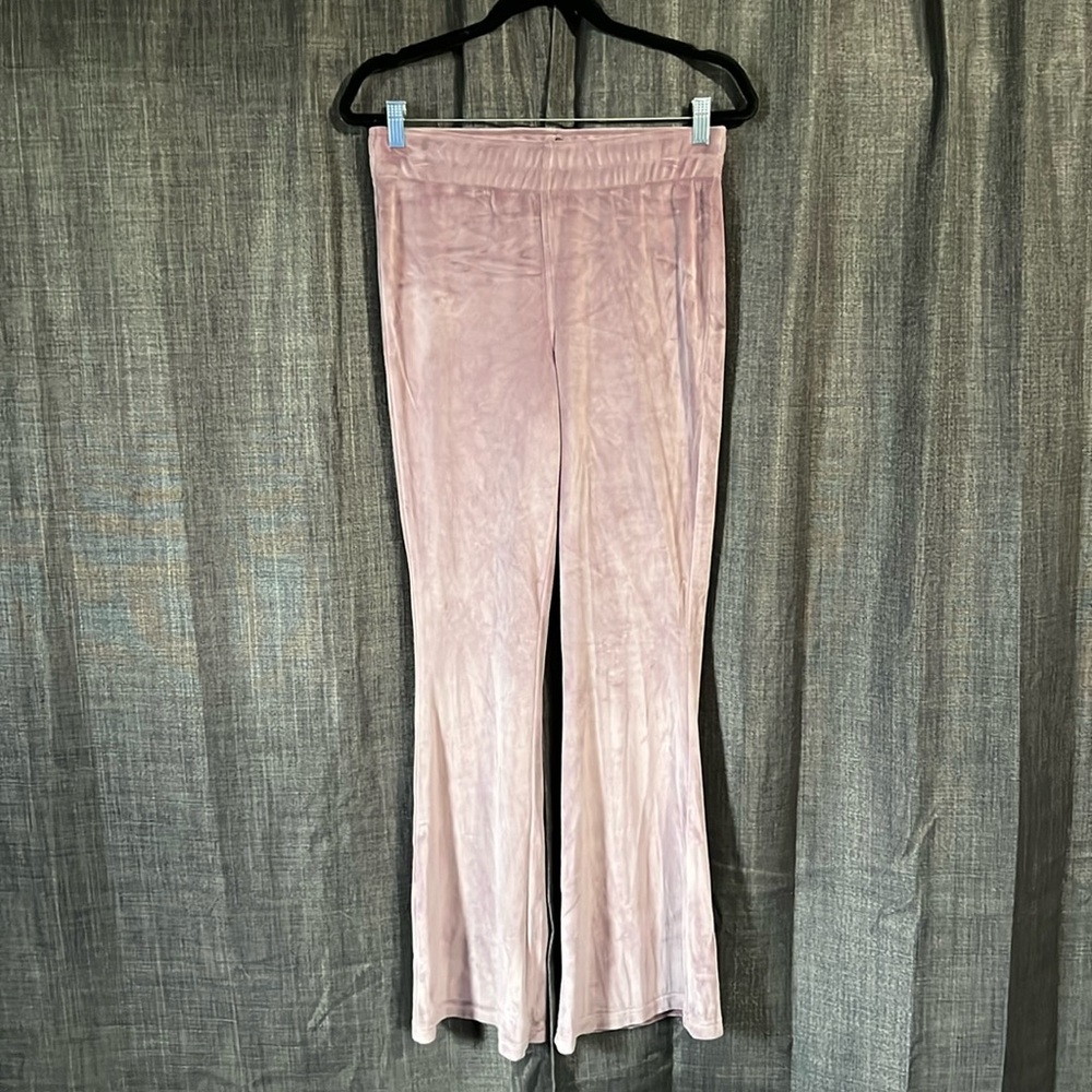 Avia dusty lilac velvet flared athletic pants size small